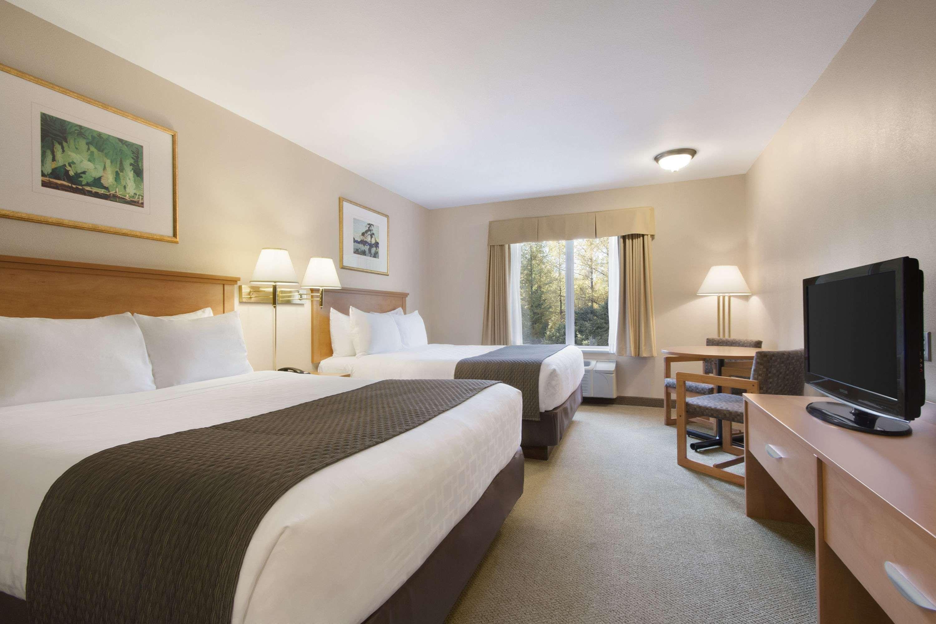 Days Inn & Suites By Wyndham Thunder Bay Dış mekan fotoğraf