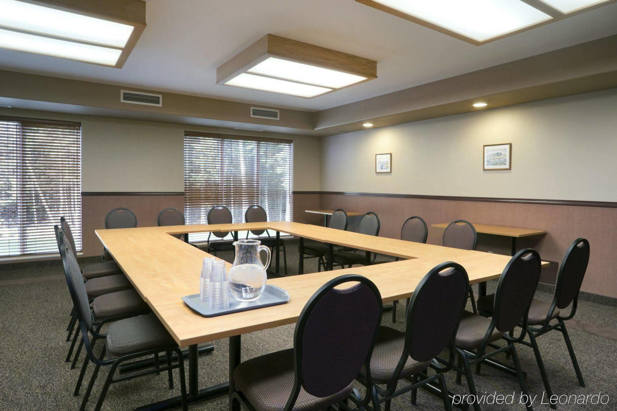 Days Inn & Suites By Wyndham Thunder Bay İş olanakları fotoğraf